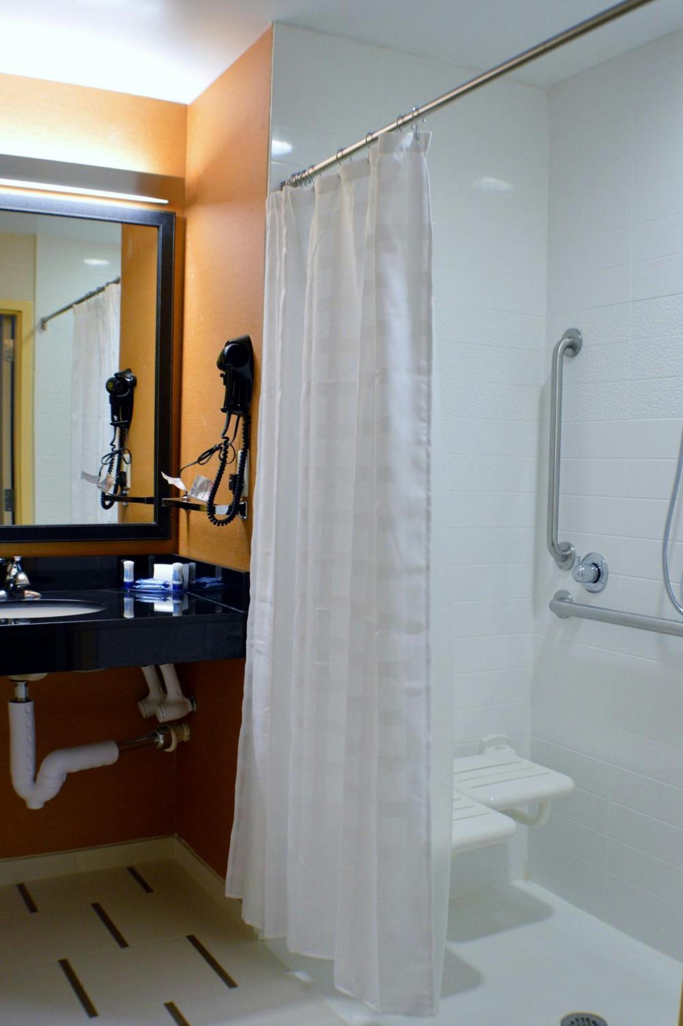 Fairfield Inn & Suites By Marriott Stafford Quantico Esterno foto