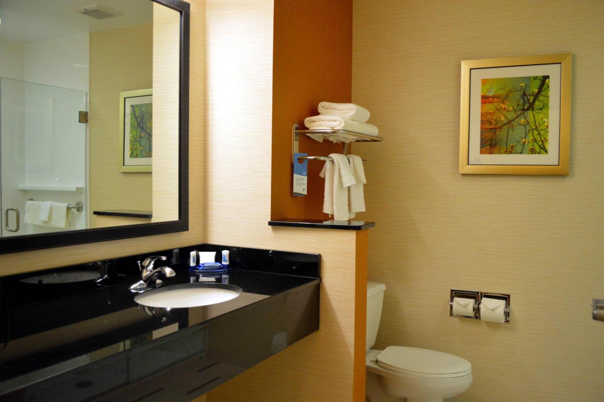Fairfield Inn & Suites By Marriott Stafford Quantico Esterno foto